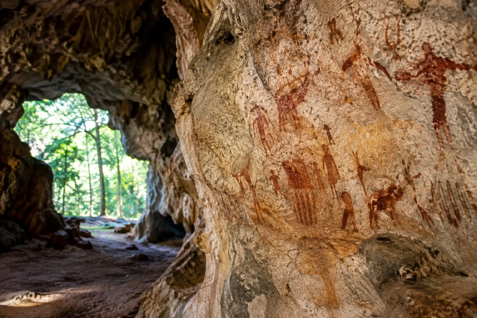 A Cultural Cave Interpretation Example in Belize